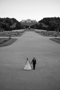 Wedding Couple shoot at Schloss Schönbrunn - Schoenbrunn Castle - Luxury Wedding Photographer - Hochzeitsfotograf Wien - Ramona Hackl